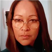 Laureata al estero in amministrazione alberghiera/turistica e madre lingua spagnolo